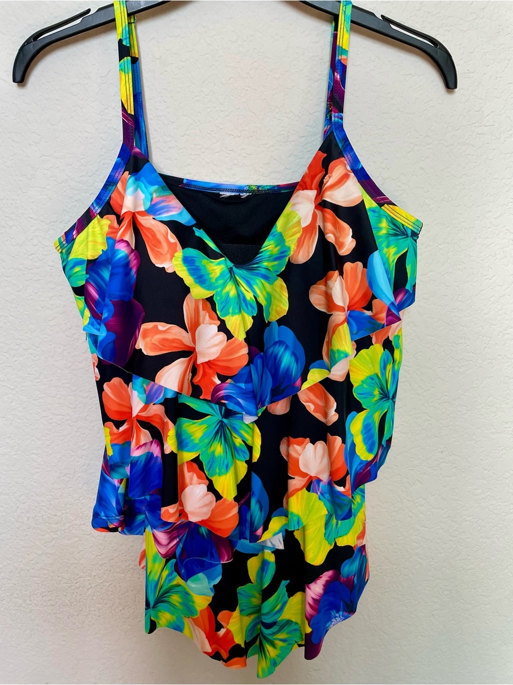 Women's Black Floral Ruffle Spaghetti-Strap Camisole 14